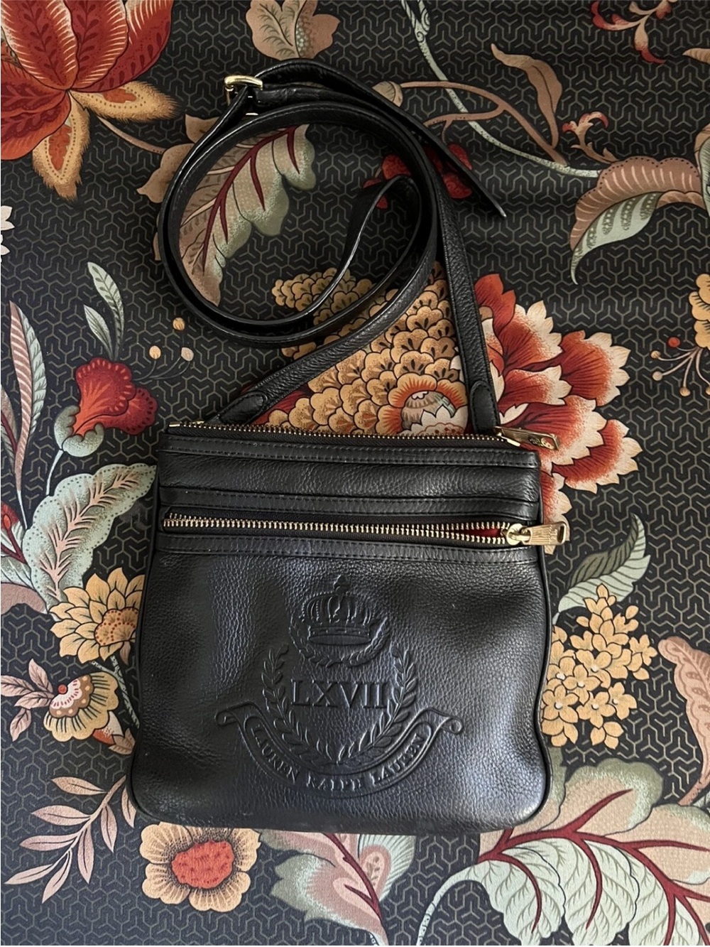 BLACK LAUREN RALPH LAUREN SMALL CROSSBODY BAG PEBBLE LEATHER ZIPPERED CLOSURES